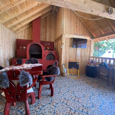 فيلا Casa Jeni Humulesti المظهر الخارجي الصورة