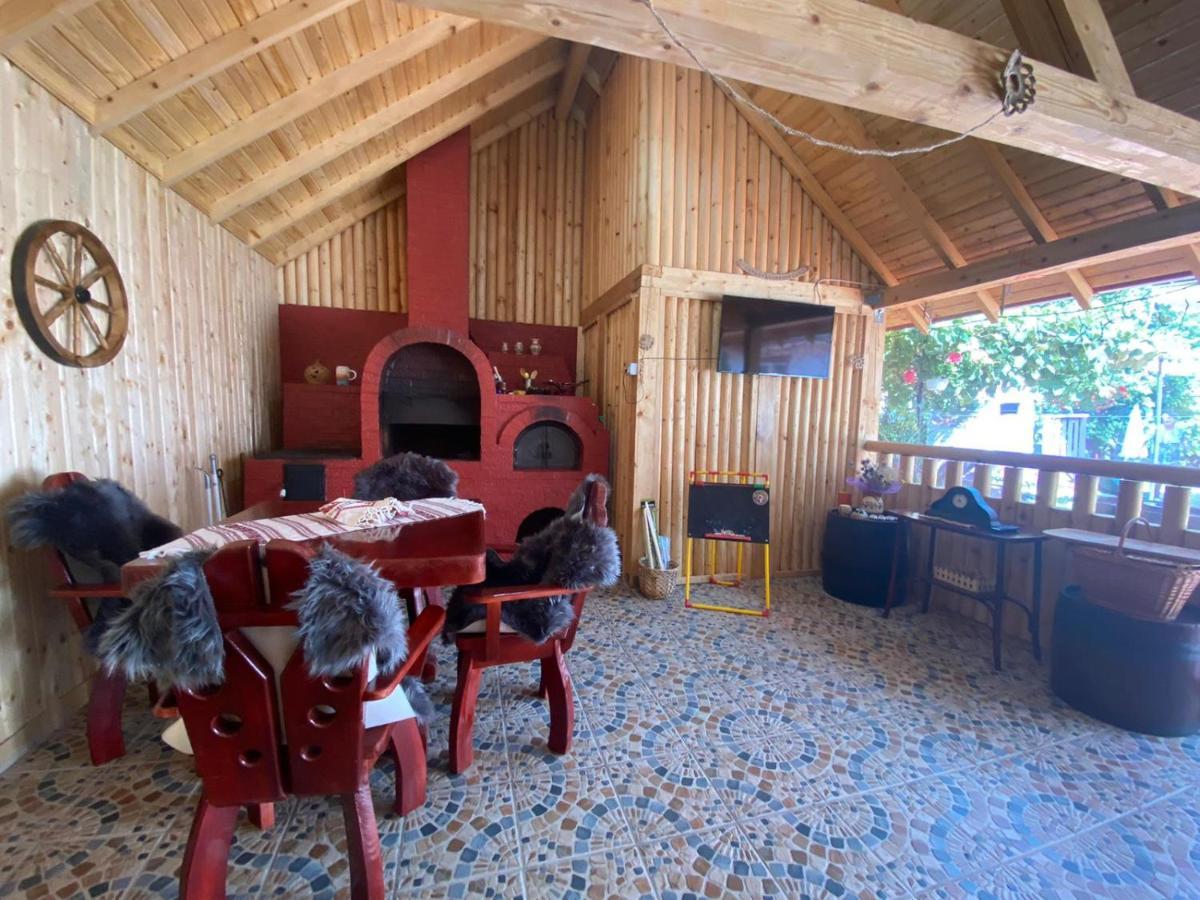 فيلا Casa Jeni Humulesti المظهر الخارجي الصورة